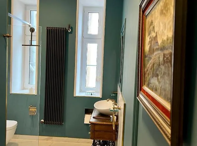 Апартаменты Baron ***** Еленя-Гура